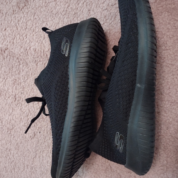 Skechers Memory Foam Shoes - Picture 3 of 11